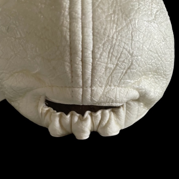 CHANEL LEATHER BASEBALL HAT 🧢 - Picture 4 of 9